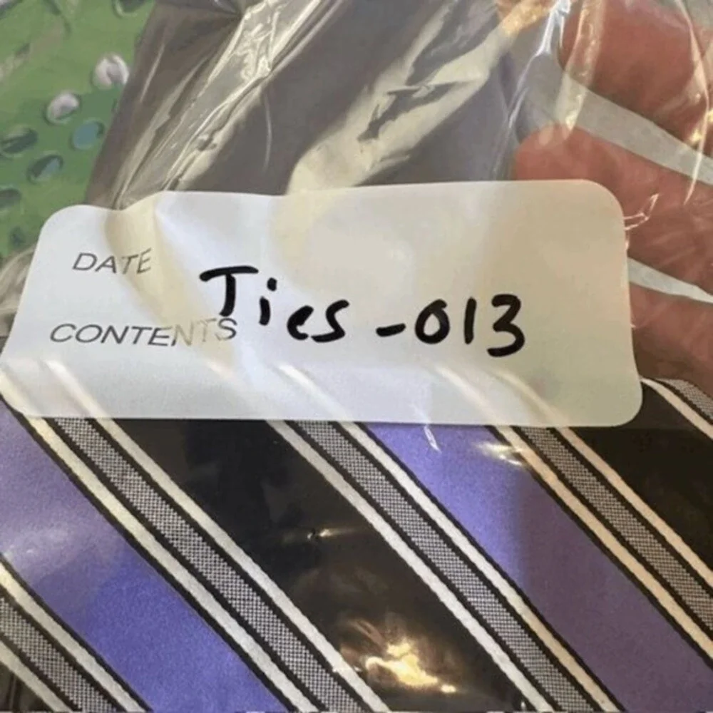 Donald J.‎ Trump Men's Makers Striped Silk Neck Tie Gray Blue